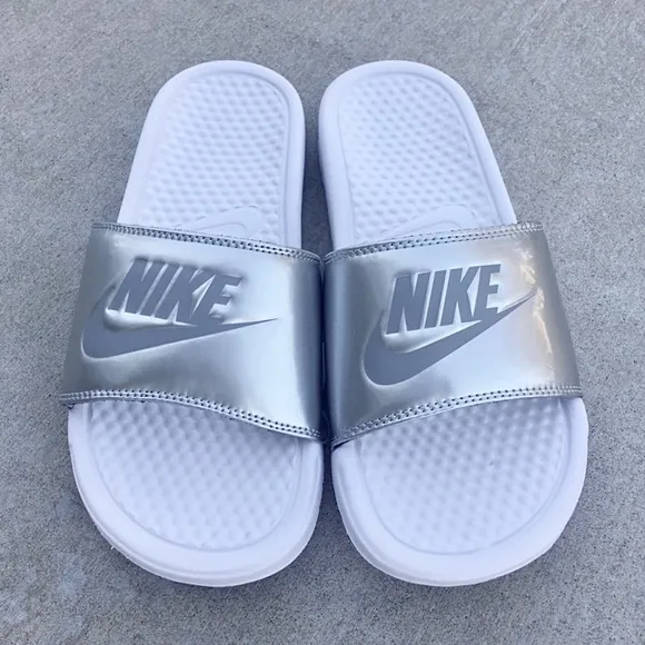WMNS NIKE BENASSI SLIDES JUSTDO IT SILVER GREY GRAY JDI WOMENShiny