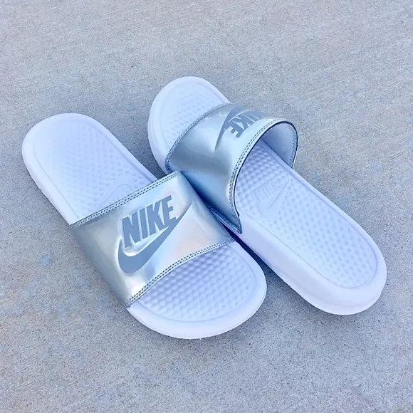 WMNS NIKE BENASSI SLIDES JUSTDO IT SILVER GREY GRAY JDI WOMENShiny