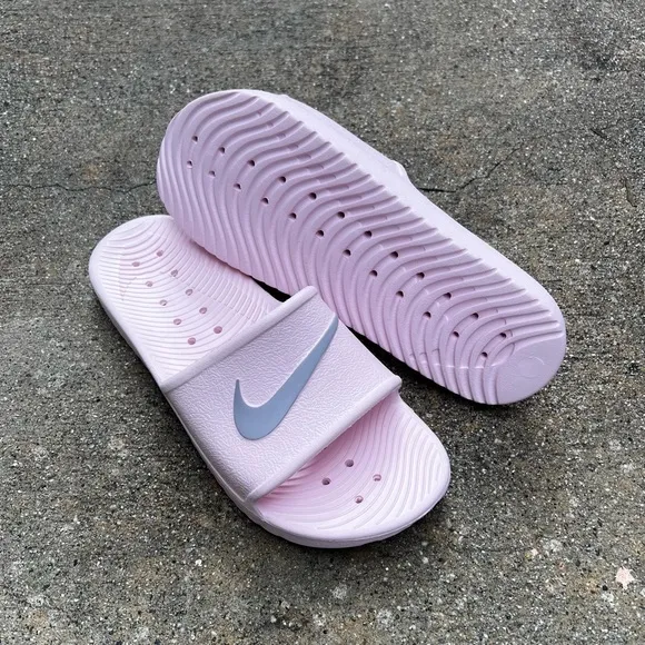 WMNS NIKE KAWA SHOWER SANDALSSWOOSH LIGHT BUBBLE GUM BABY PINKS WATER ROSE