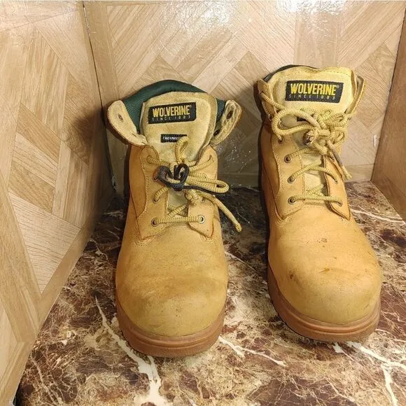 Wolverine men's thermolite oil resistant water proof boots brown size 13m
