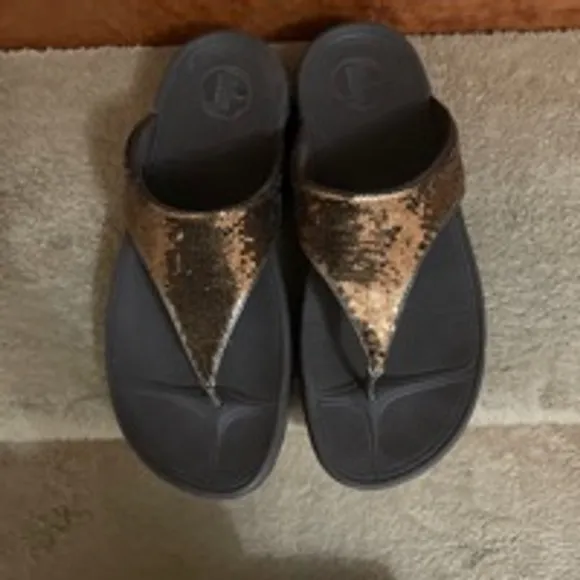 Women's Fitflop Sandals Brown &amp; Gold Sequin Flip Flops Size 9 Excellent Conditio