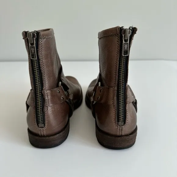 Women’s FRYE 6 Phillip Harness Short Taupe Gray‎ Moto Leather Boots