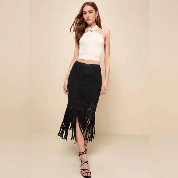 Women’s Lulus Enviable Summer Black Crochet Fringe Midi Skirt Medium NWT