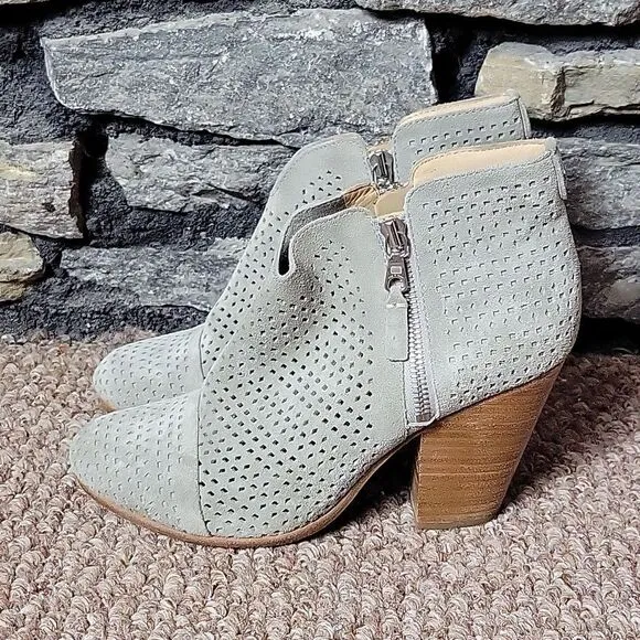 Women's Rag and Bone New York leather heel booties short ankle boots size 39