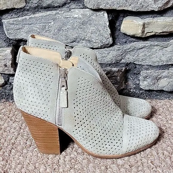 Women's Rag and Bone New York leather heel booties short ankle boots size 39