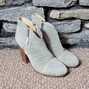 Women's Rag and Bone New York leather heel booties short ankle boots size 39