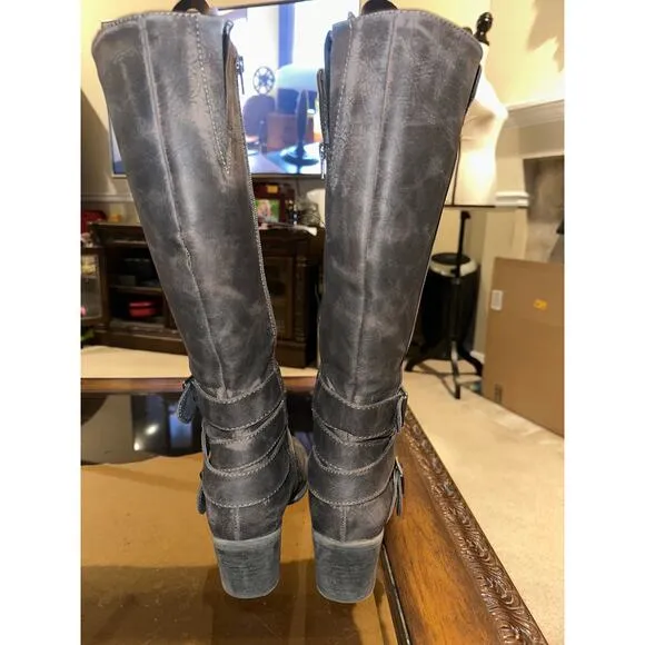 Women’s Ruff Hewn Taupe Riding Boots. Size 7