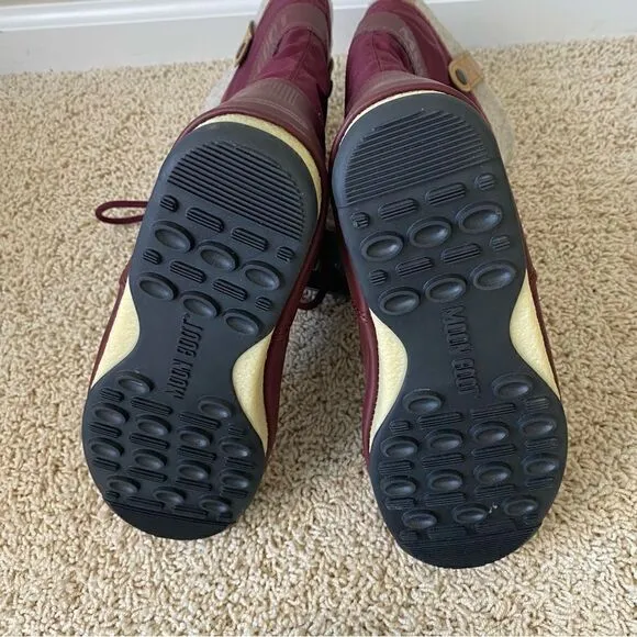 Womens Tall Icon Moon Boots Maroon Tan Brown NWT Size 5.5