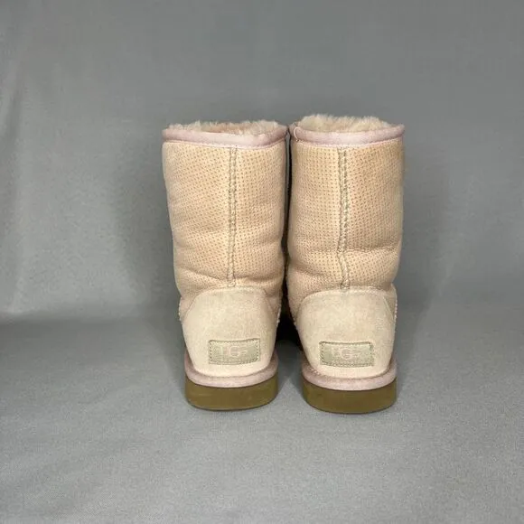 Womens UGG Boots Light Pink Tan Classic Short Perforated Suede Wool Boho Sz 6
