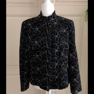 Worth Collection Black with White Stitching Wool Blend Cropped Jacket