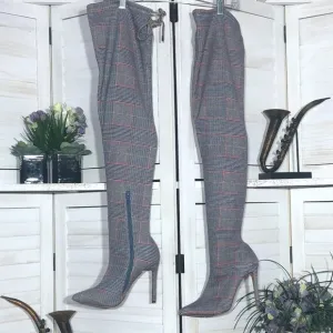 Y2K style over the knee boots plaid grayred stretchy wide calf Forever 21 Sz 7