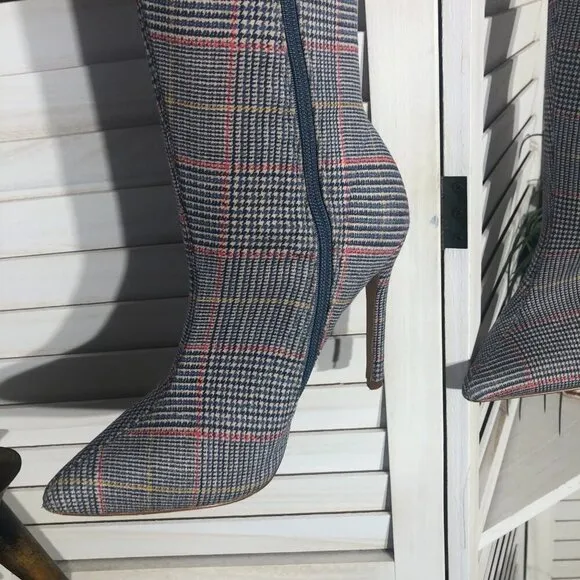 Y2K style over the knee boots plaid grayred stretchy wide calf Forever 21 Sz 7