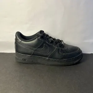 Youth Nike Air Force 1 LE GS 'Triple Black'
