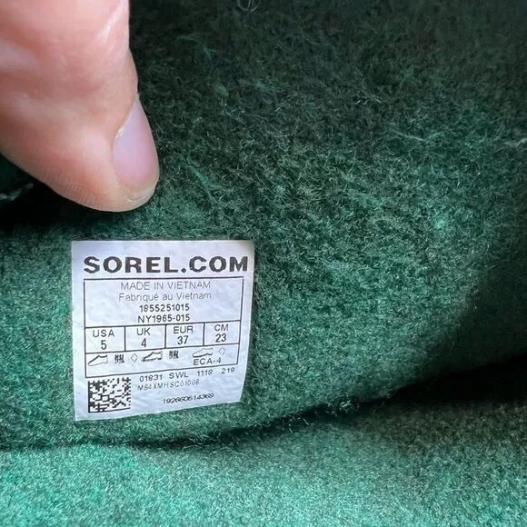 Youth Sorel Flurry Snow Winter Boot Sz US  5 EUR 37 BLACK RED $70 MSRP