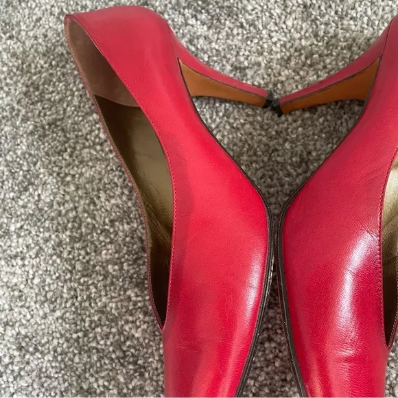 Yves Saint Laurent YSL Vintage Heels Women’s Size 8 M Red Leather Classic Pumps