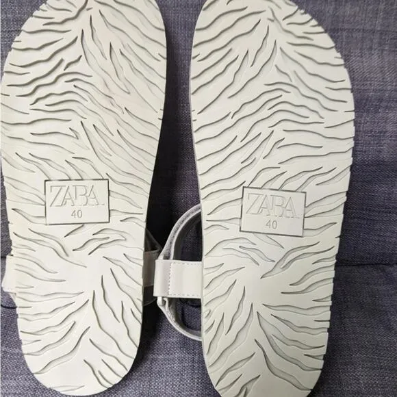 Zara Mint Green Rubberized Low Heel Sandals Size 9 NWT
