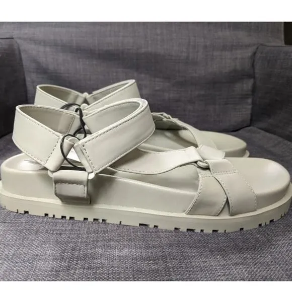 Zara Mint Green Rubberized Low Heel Sandals Size 9 NWT